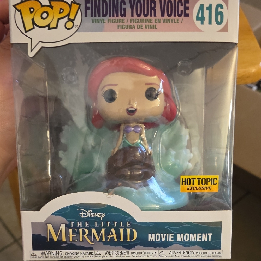 Funko Pop! The Little Mermaid Movie Moment - Red and Blue